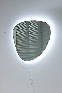 מראה דגם 006 – מראה בצורת טיפה עם נוכחות עדינה מראה דגם 006 – מראה בצורת טיפה עם נוכחות עדינה